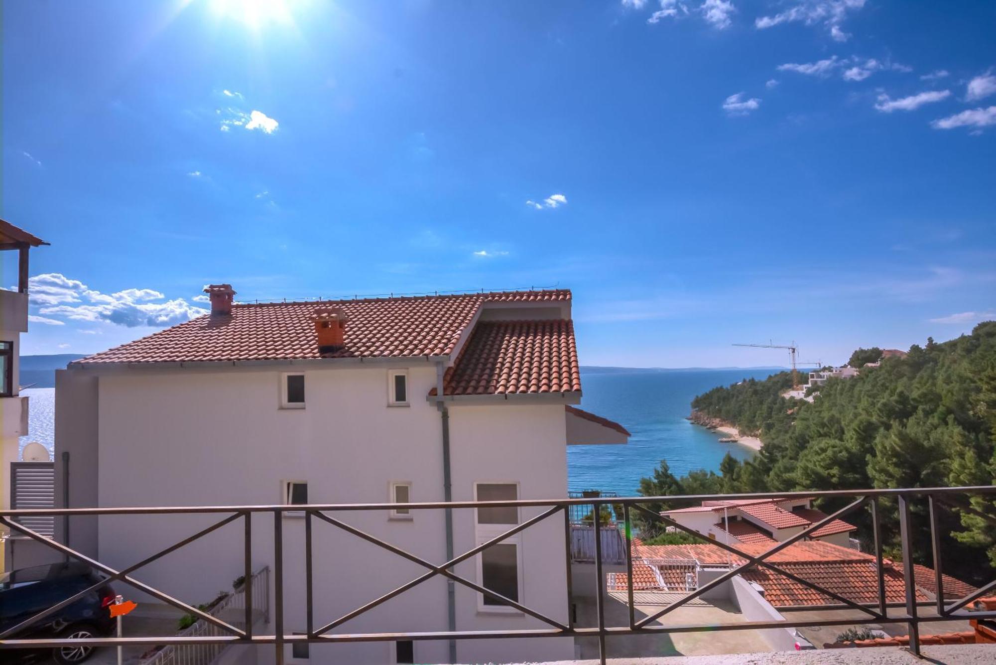 Apartments Sonata Omiš Extérieur photo