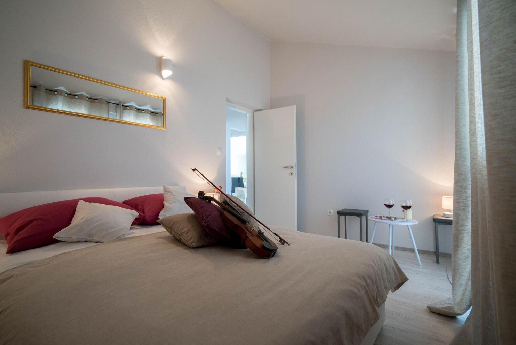 Apartments Sonata Omiš Extérieur photo