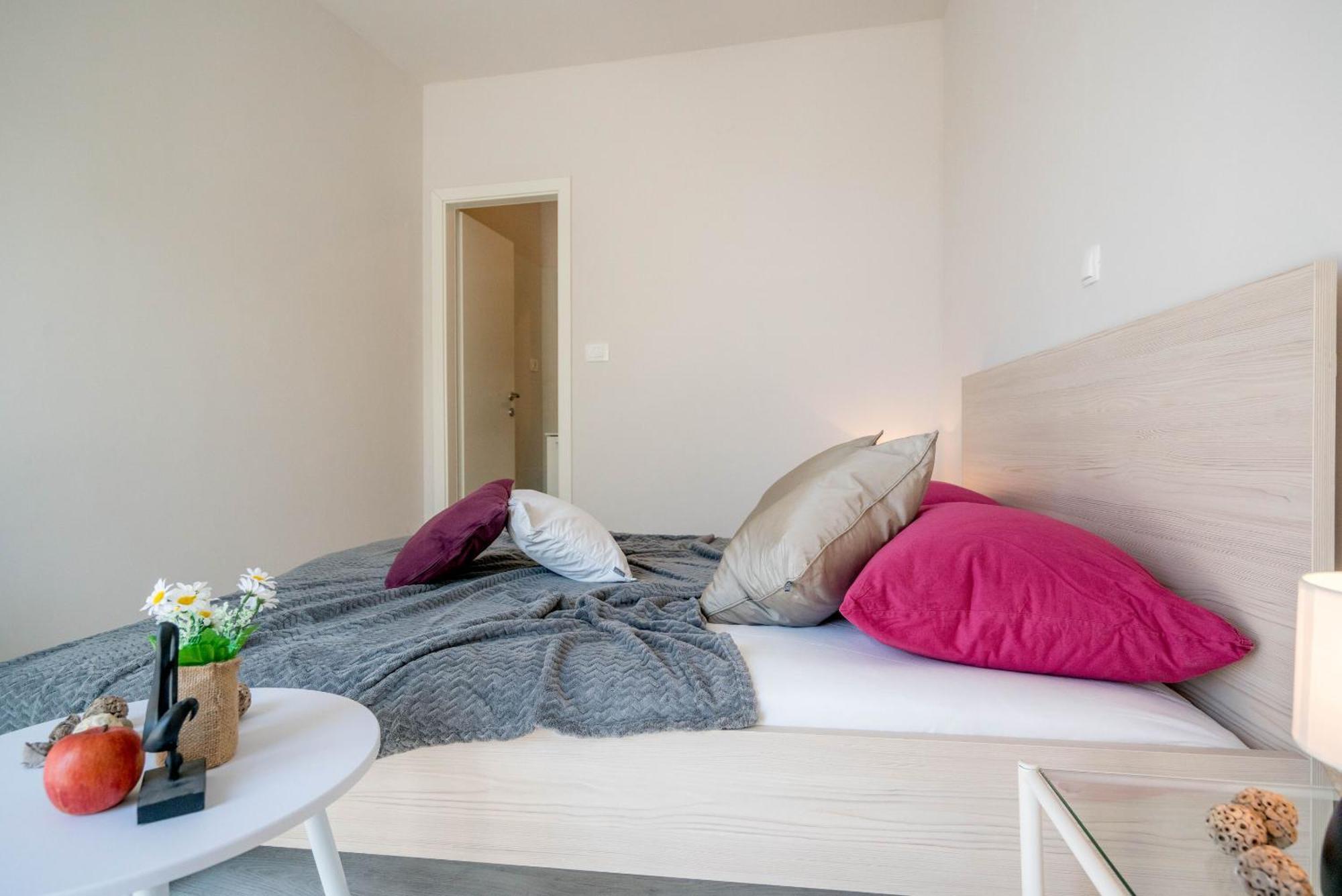 Apartments Sonata Omiš Extérieur photo