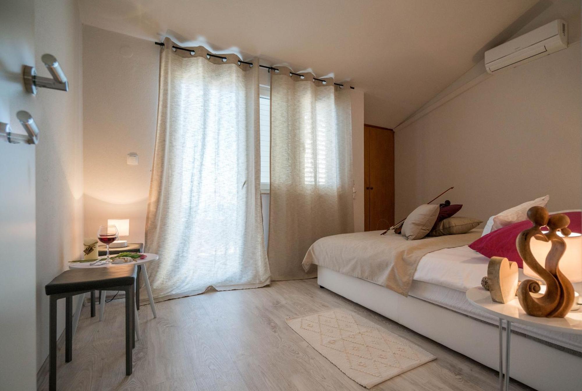 Apartments Sonata Omiš Extérieur photo