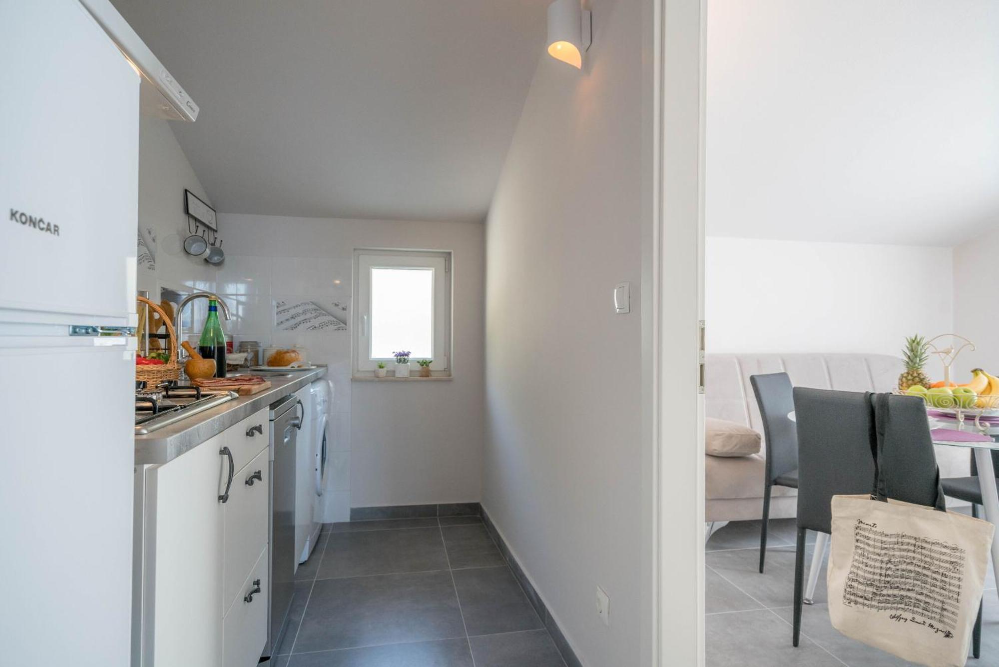 Apartments Sonata Omiš Extérieur photo